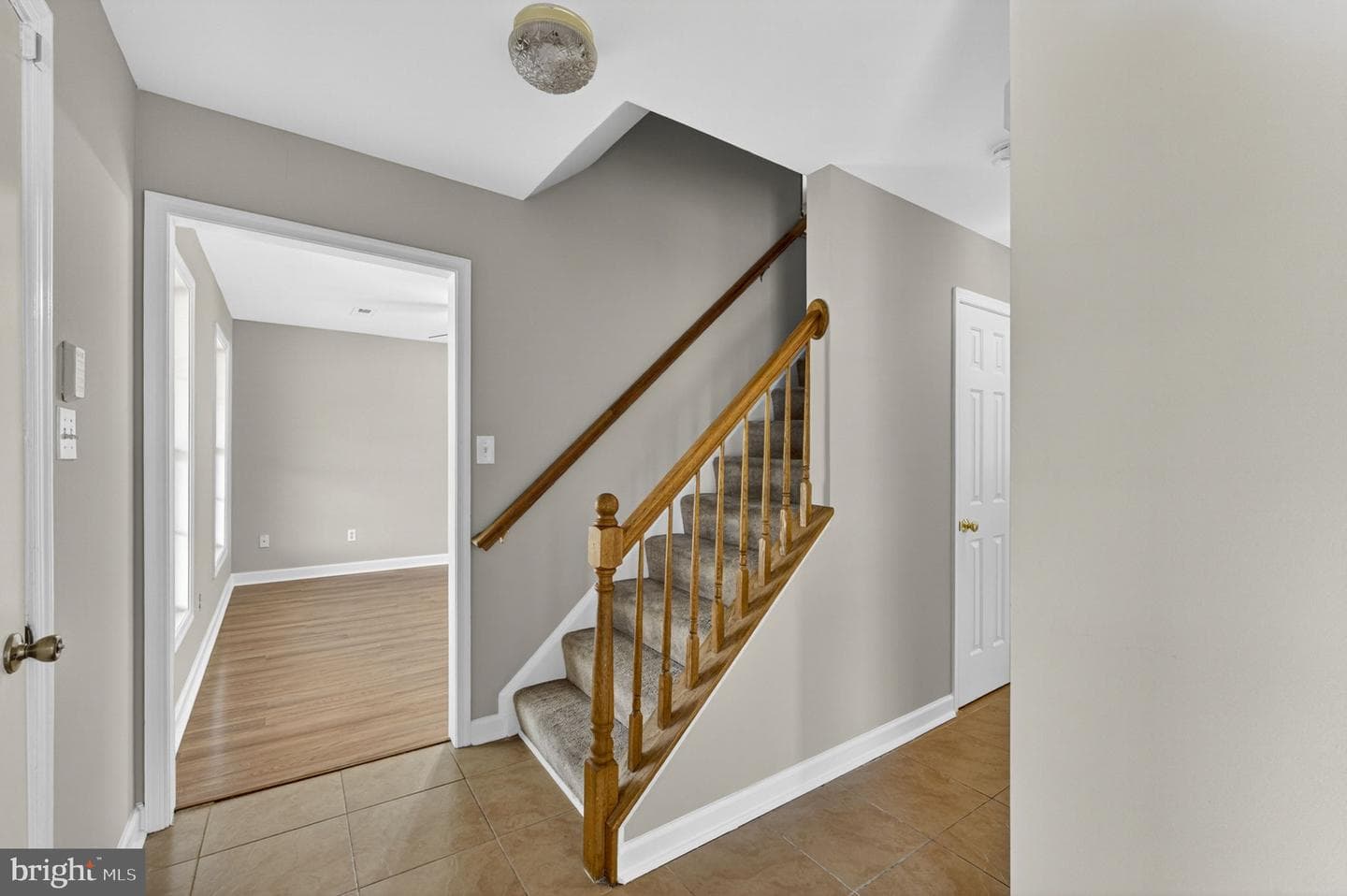 6973 Justin Court E photo 7
