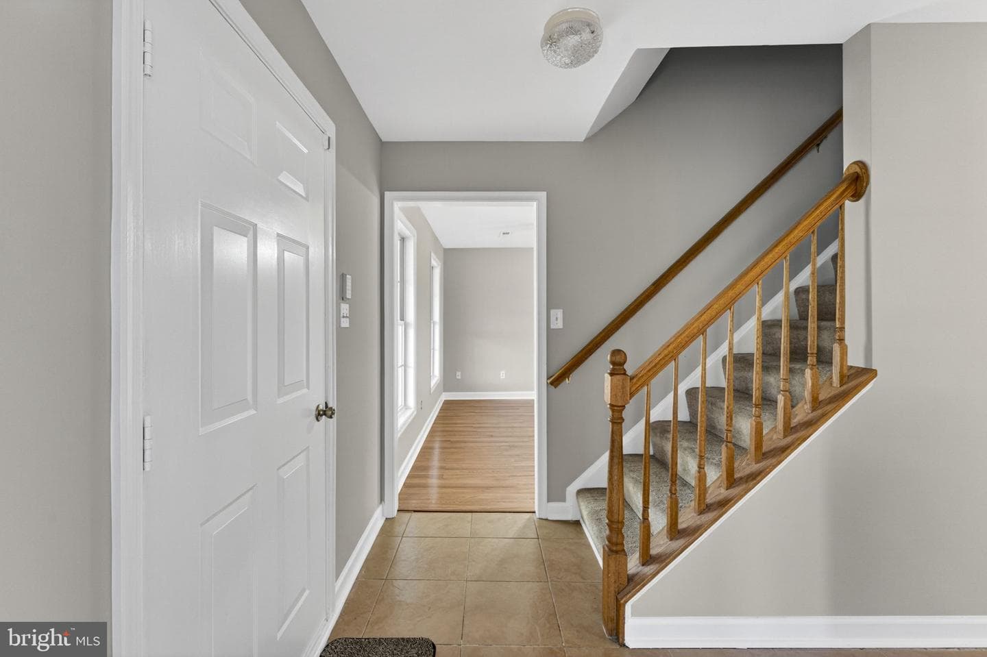 6973 Justin Court E photo 8