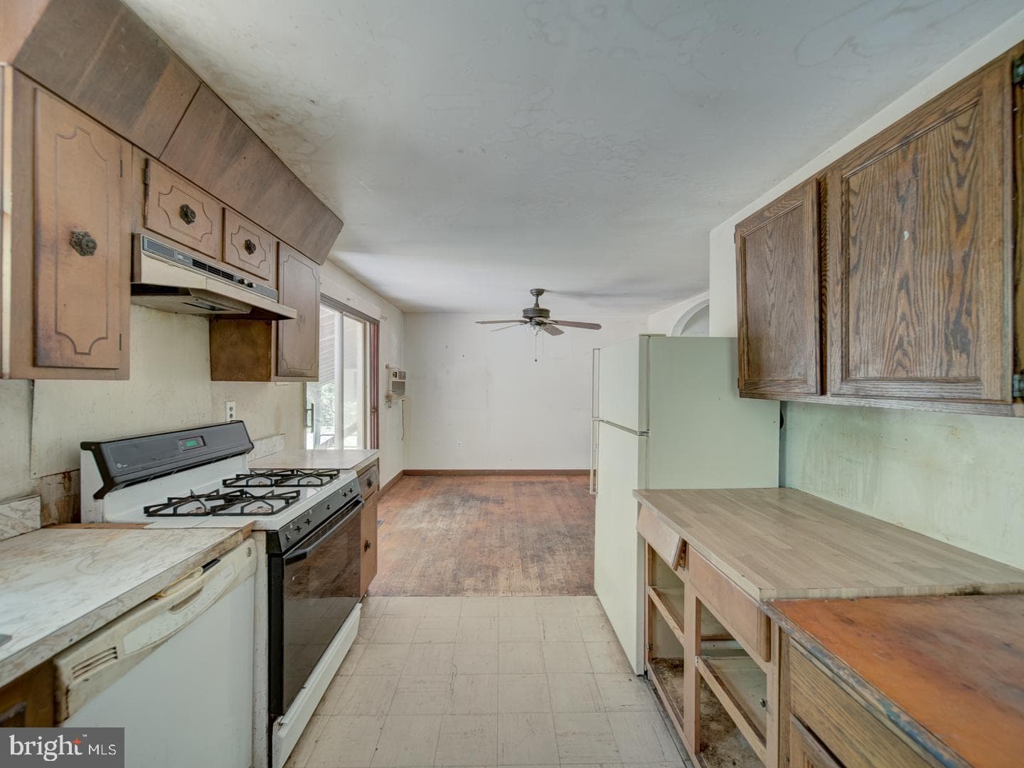 13682 Blackwells Mill Road photo 13