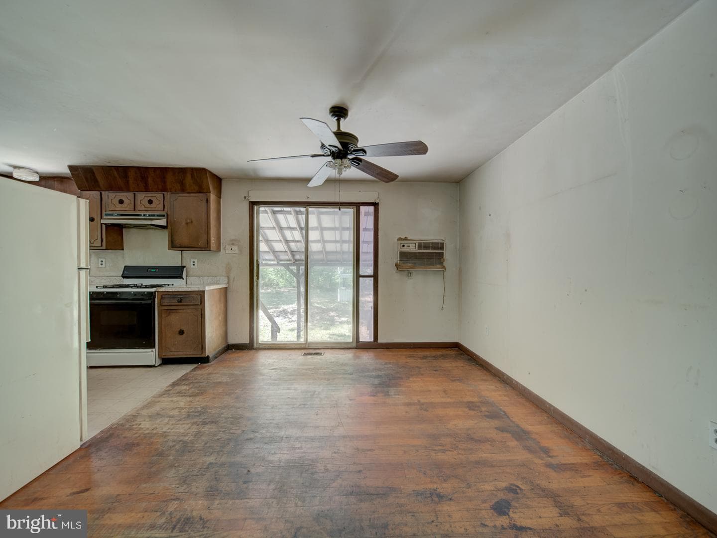 13682 Blackwells Mill Road photo 9