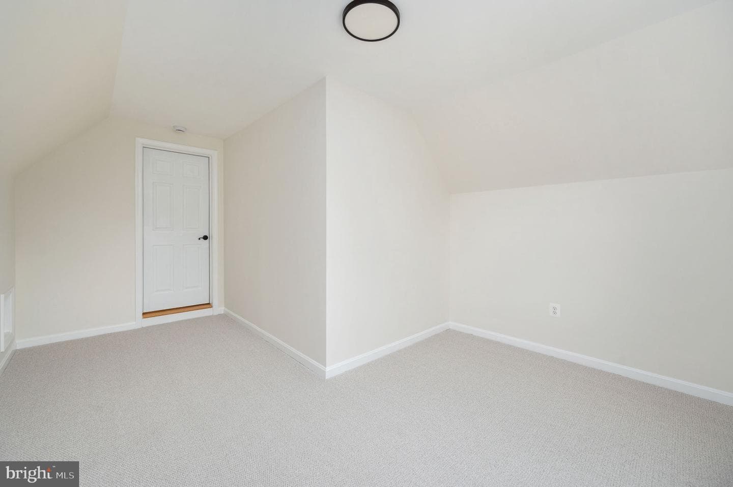 12048 Bristersburg Road photo 68
