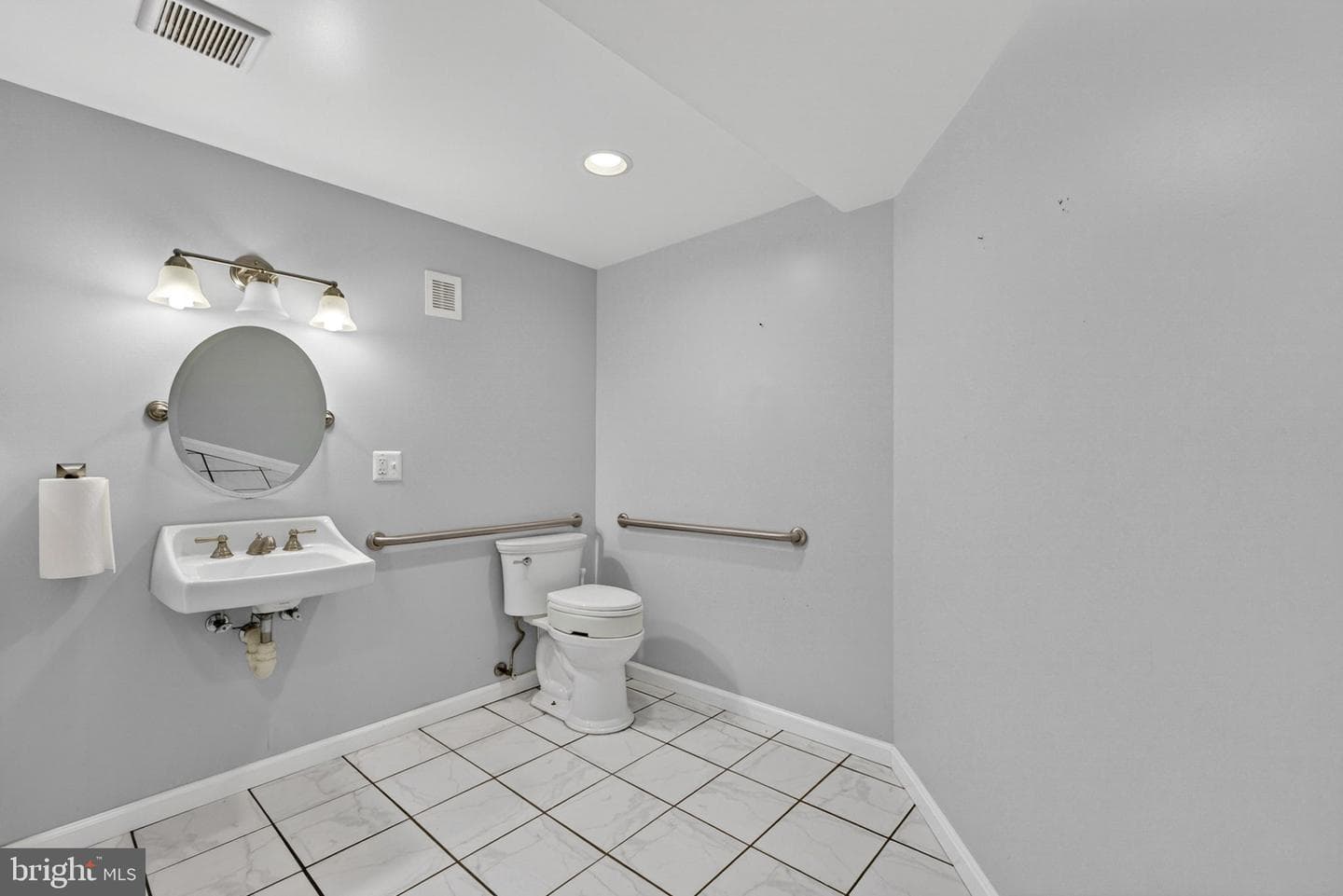 5662 Linden Court photo 35