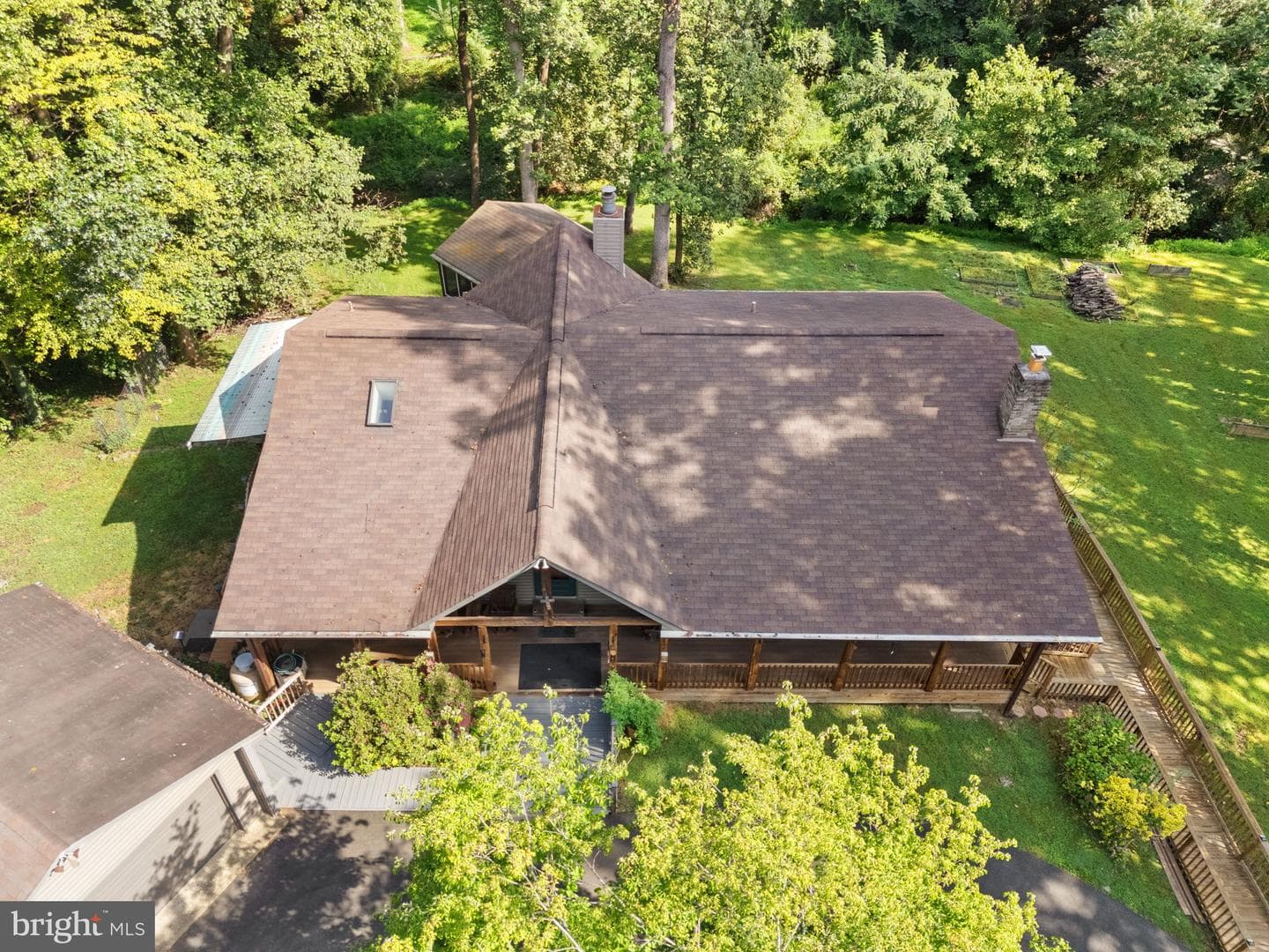5662 Linden Court photo 9