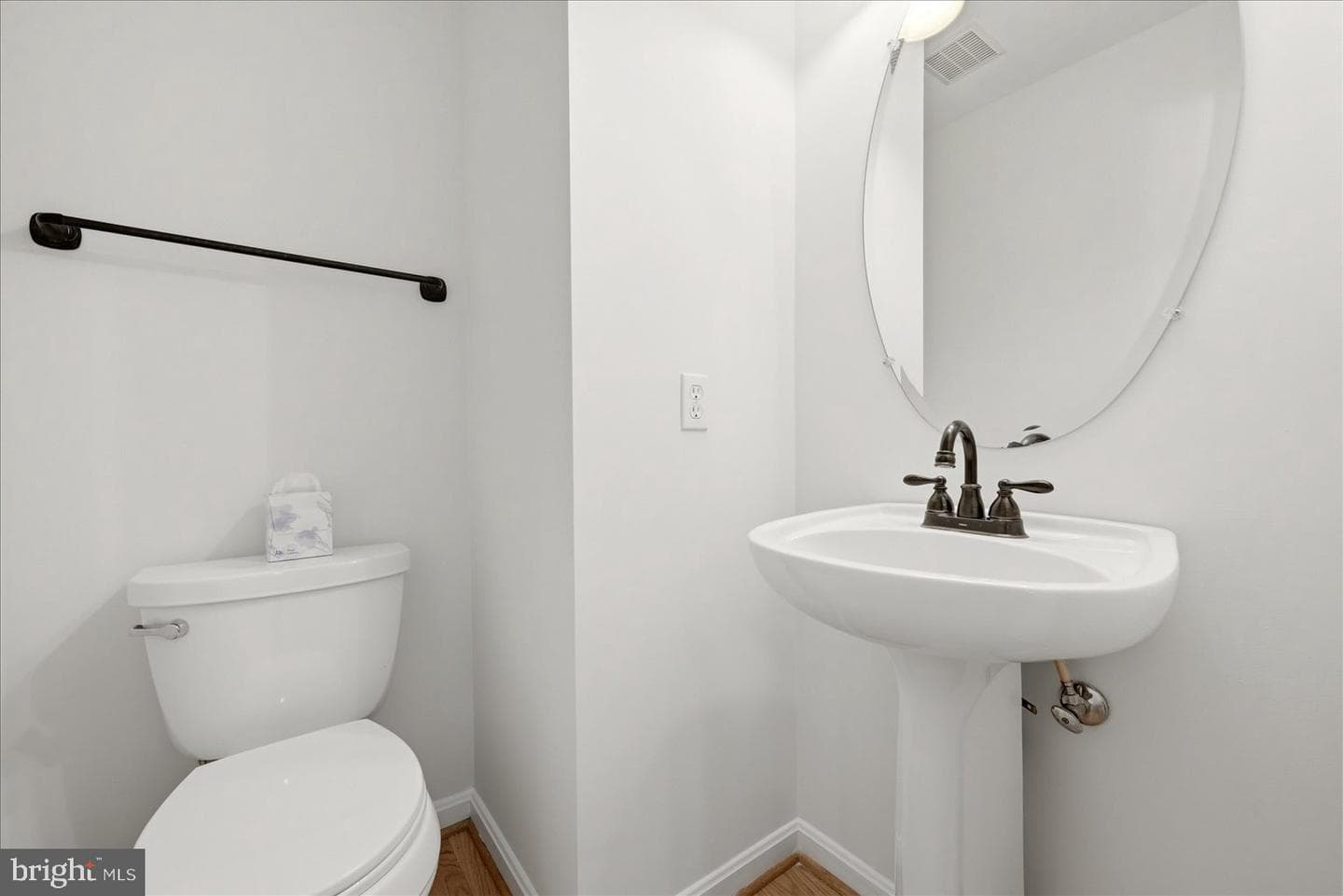 9516 Primrose Lane photo 9