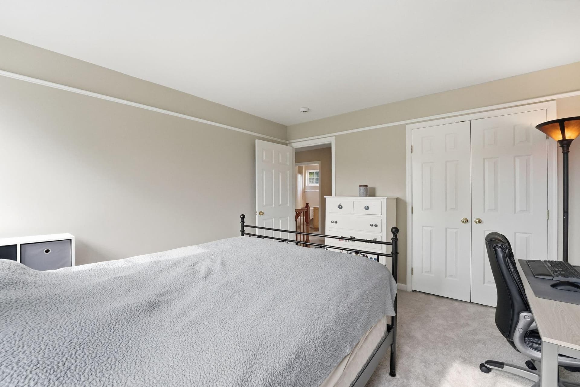 6686 Clarkes Meadow Drive photo 31