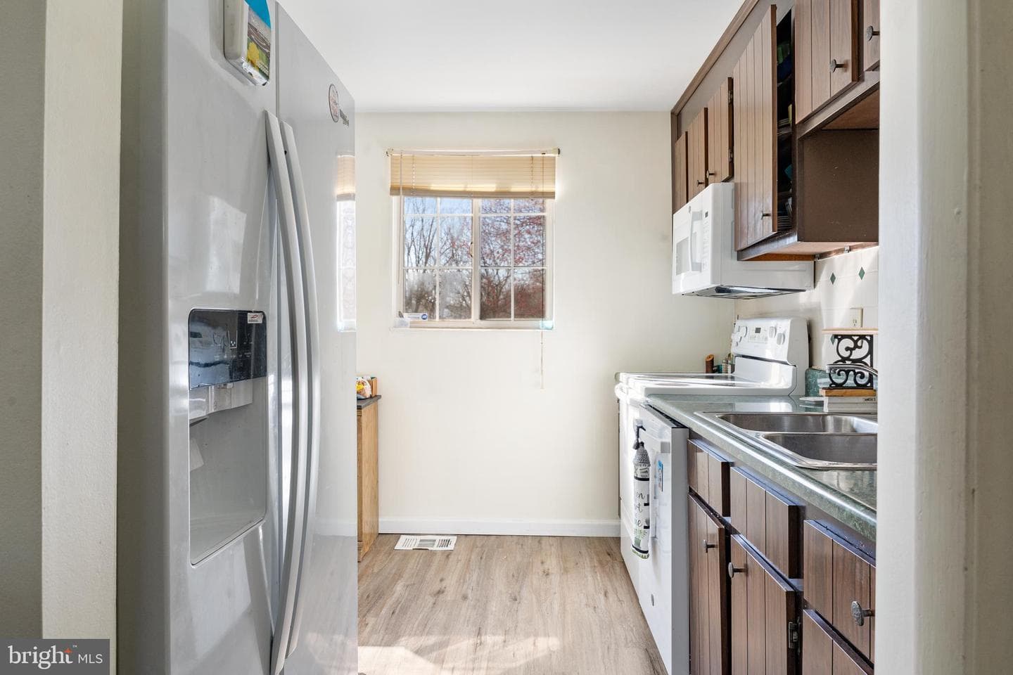 6439 Lancaster Drive photo 14
