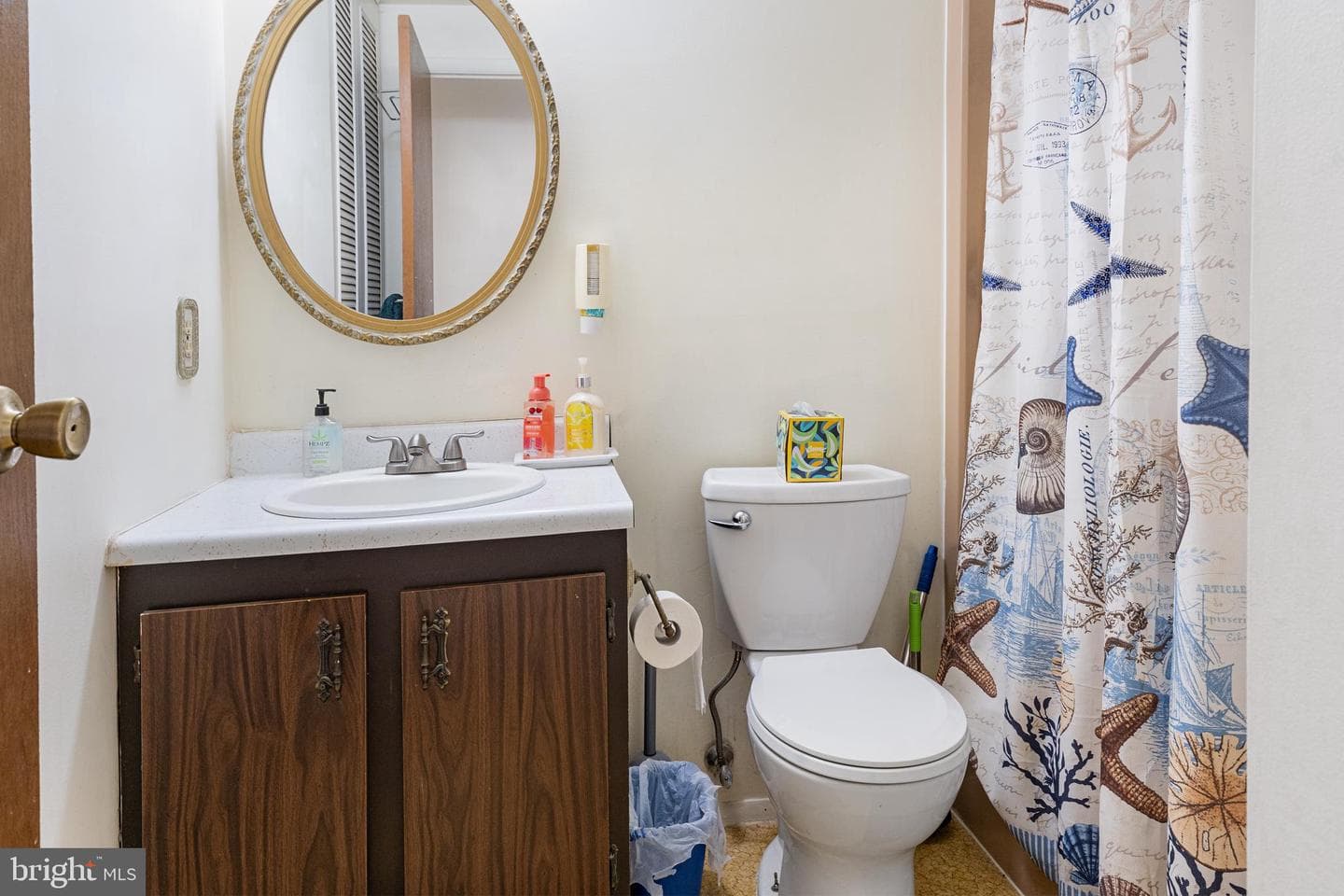 6439 Lancaster Drive photo 20