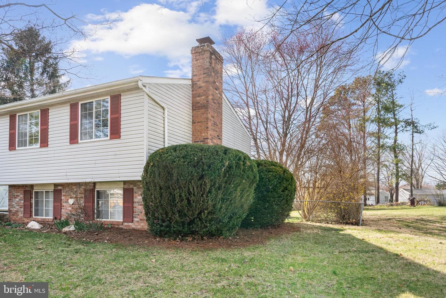 6439 Lancaster Drive photo 3