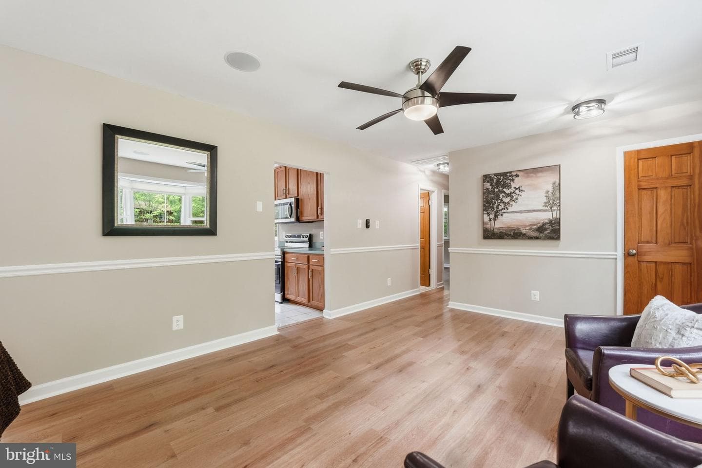 4357 Magnolia Lane photo 4
