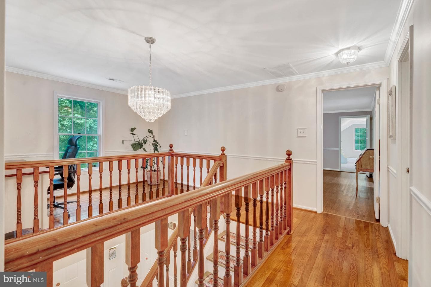 2429 Cromwell Road photo 42