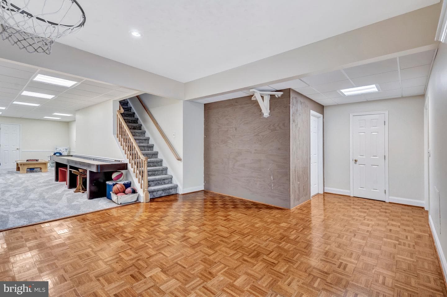 2429 Cromwell Road photo 62