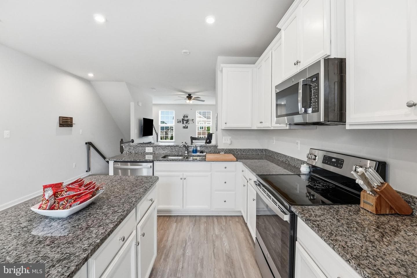 7550 Hancock Street photo 11