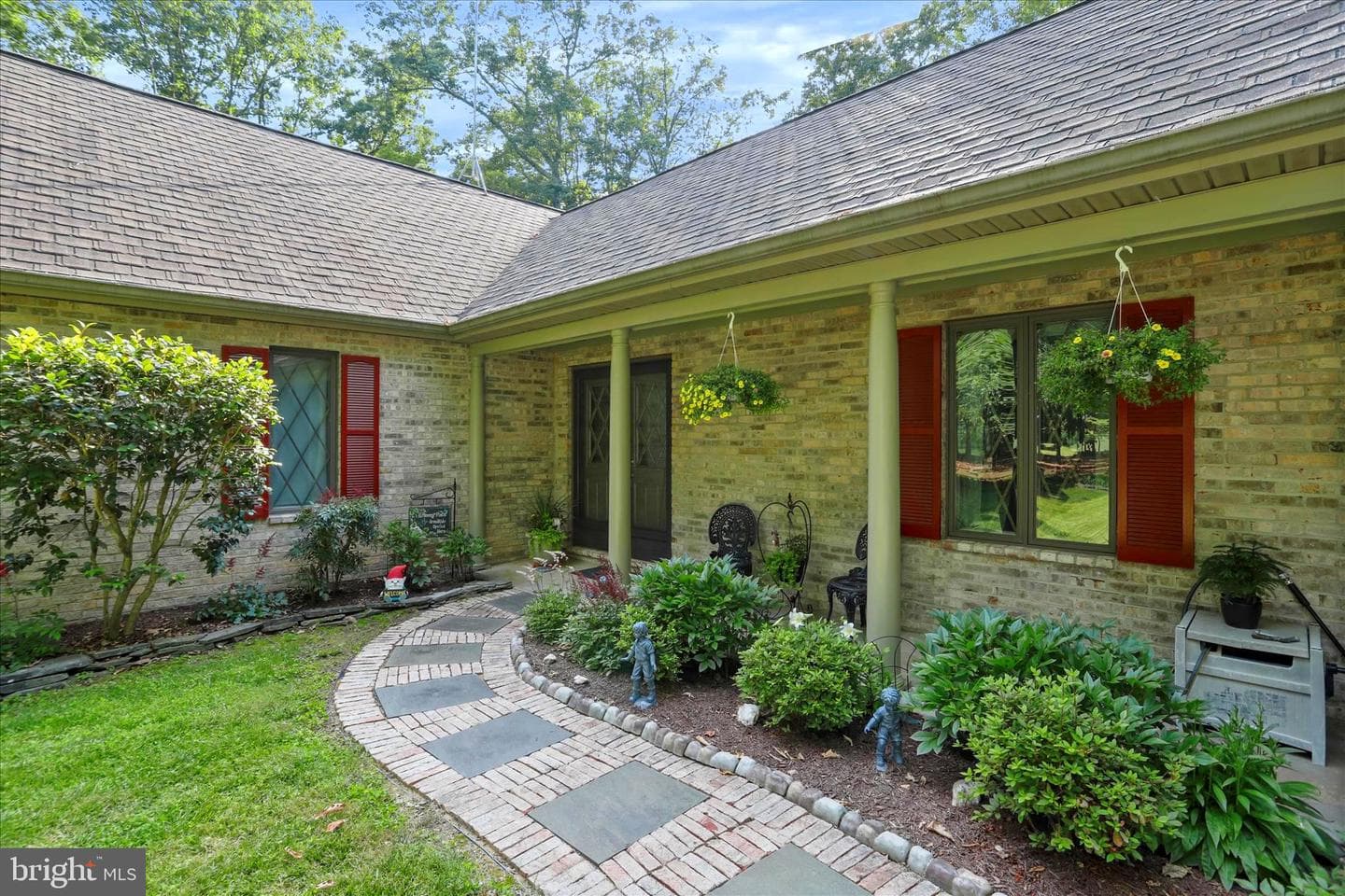 9387 Covenant Hill Lane photo 3