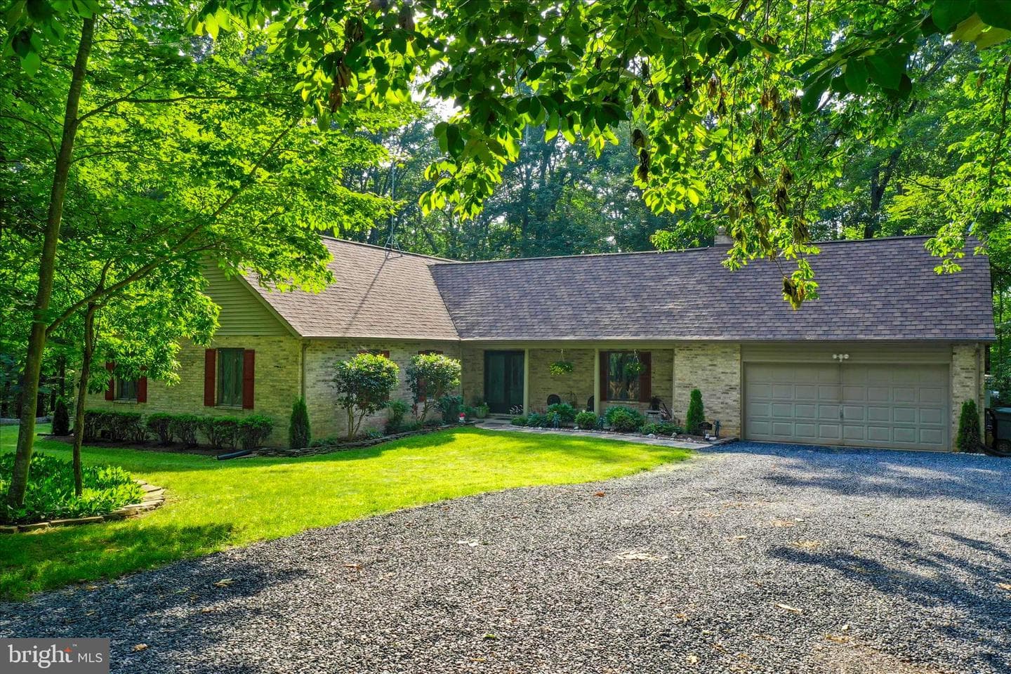9387 Covenant Hill Lane photo 4