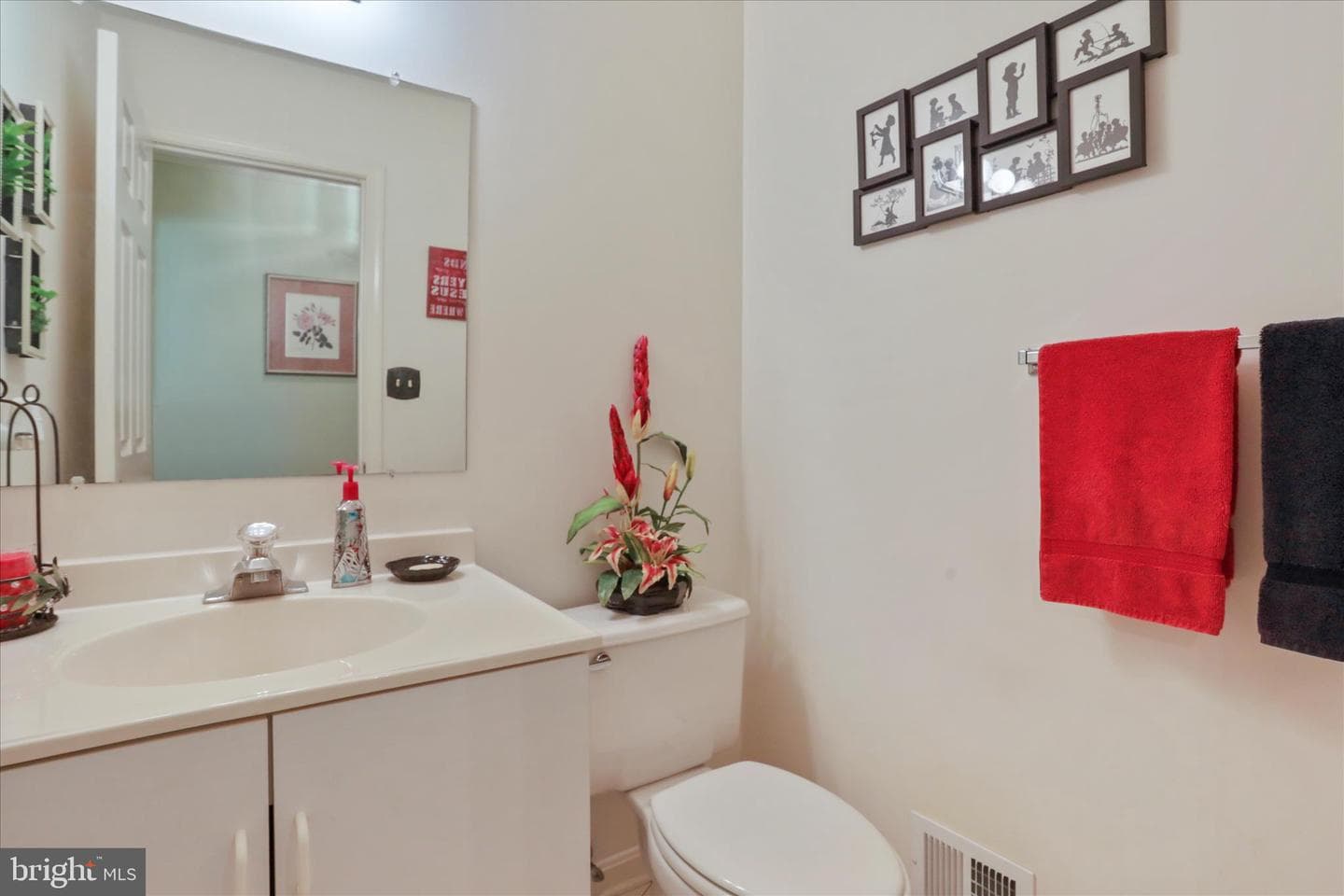 9387 Covenant Hill Lane photo 40