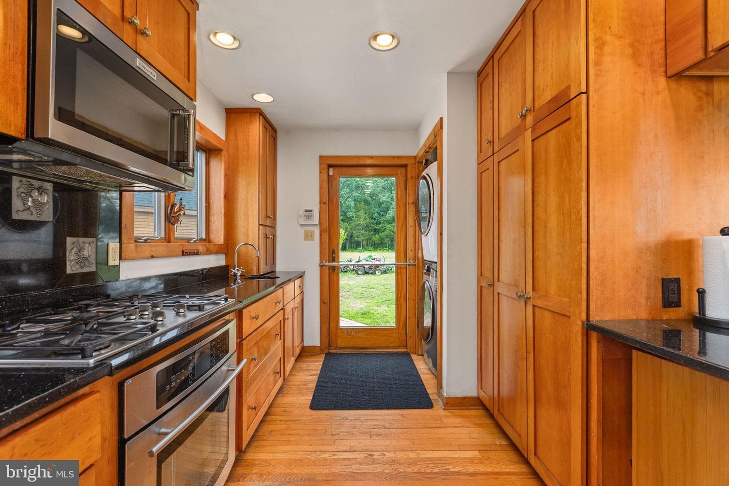 6119 Beach Road photo 38