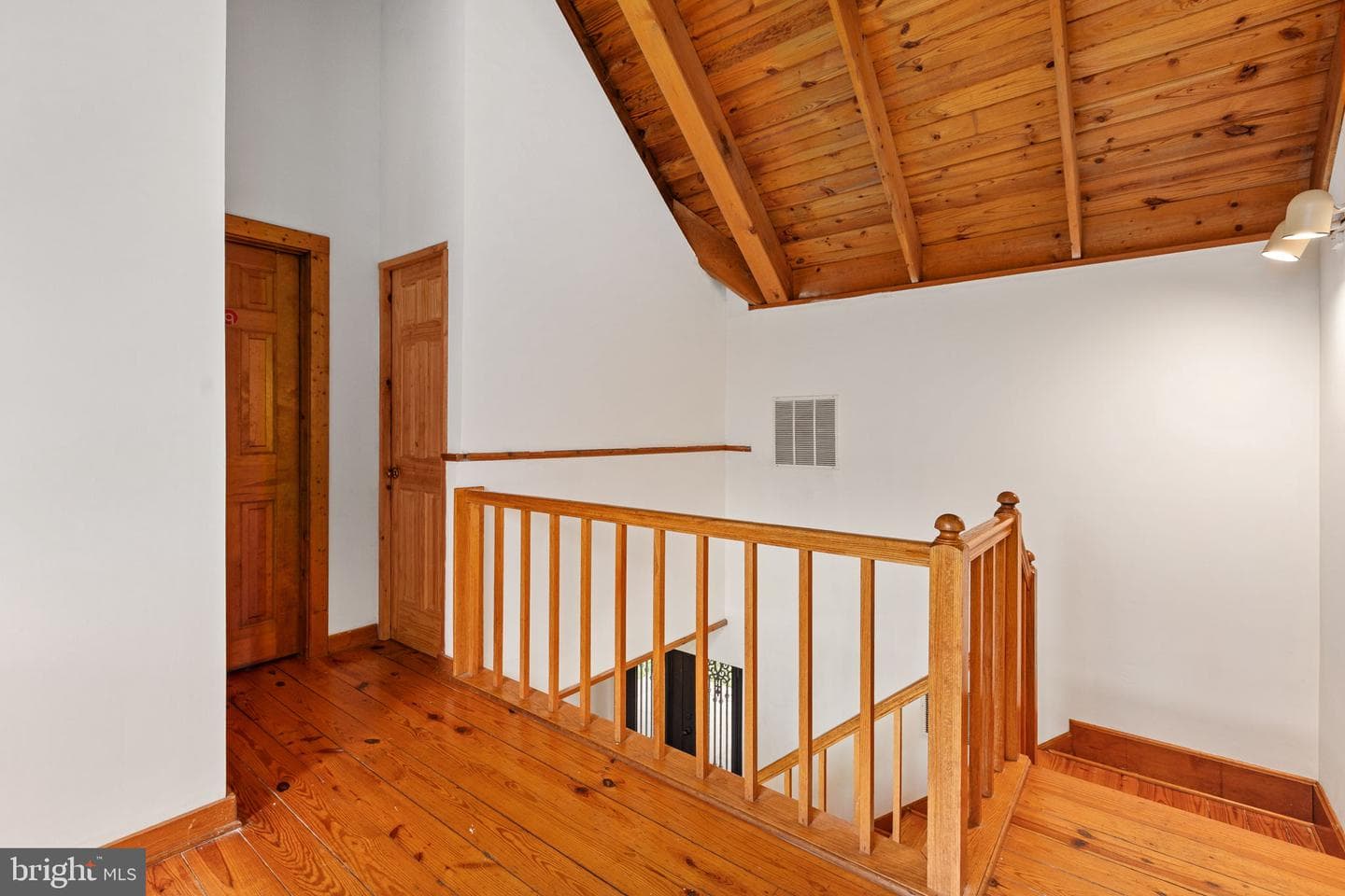 6119 Beach Road photo 53
