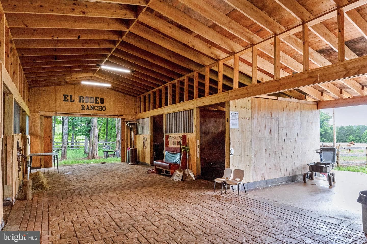 6119 Beach Road photo 76