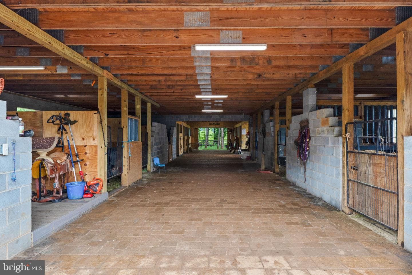 6119 Beach Road photo 78