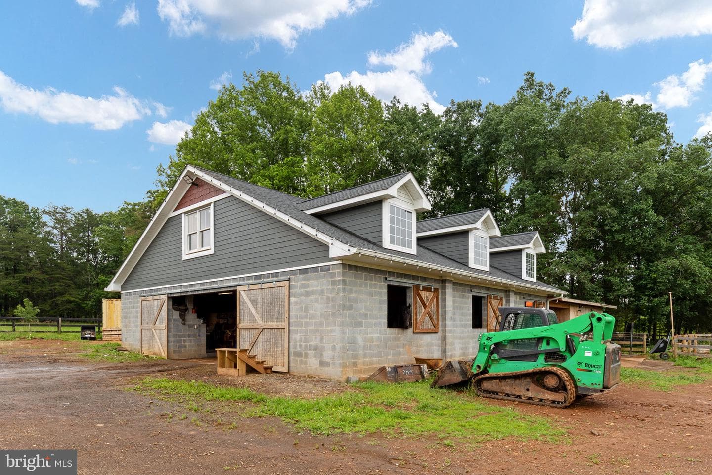 6119 Beach Road photo 81