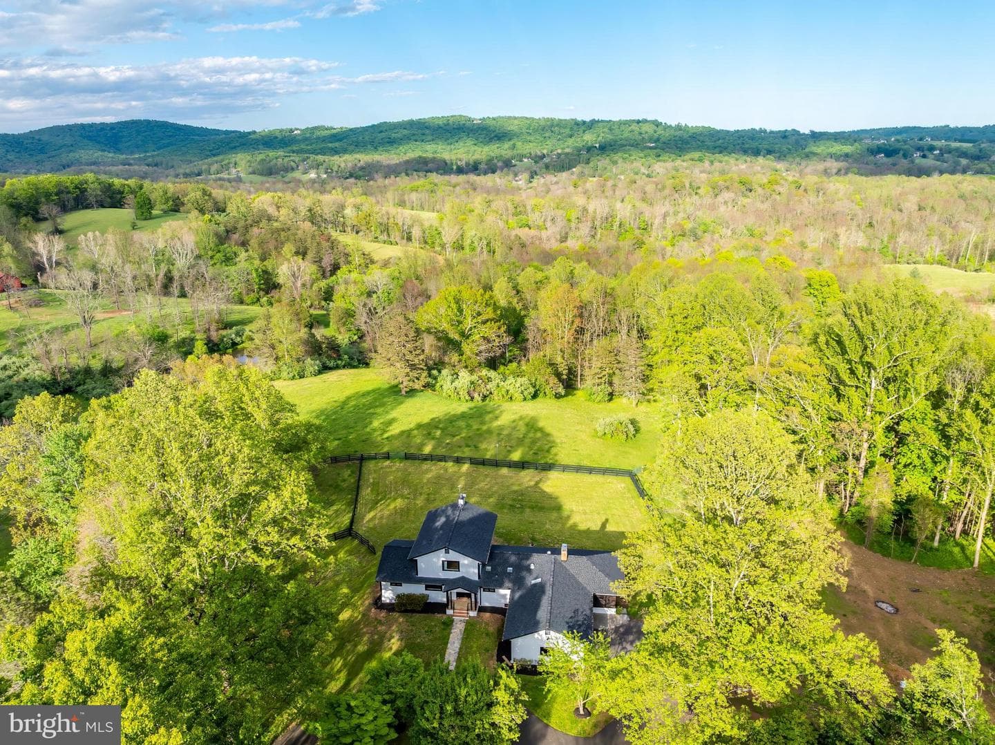 6891 Wilson Road, Marshall
