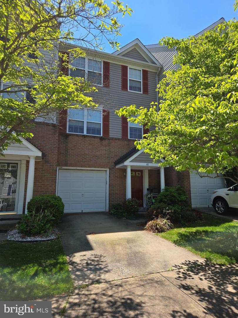 48 Quarterpole Court