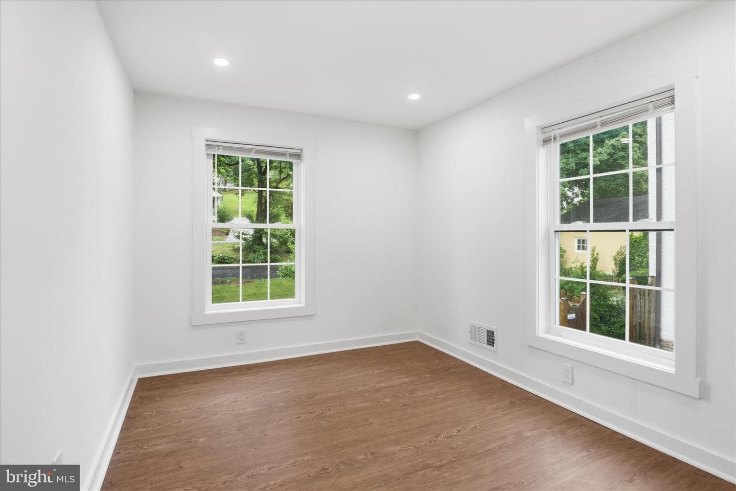 179 Waterloo Street photo 13