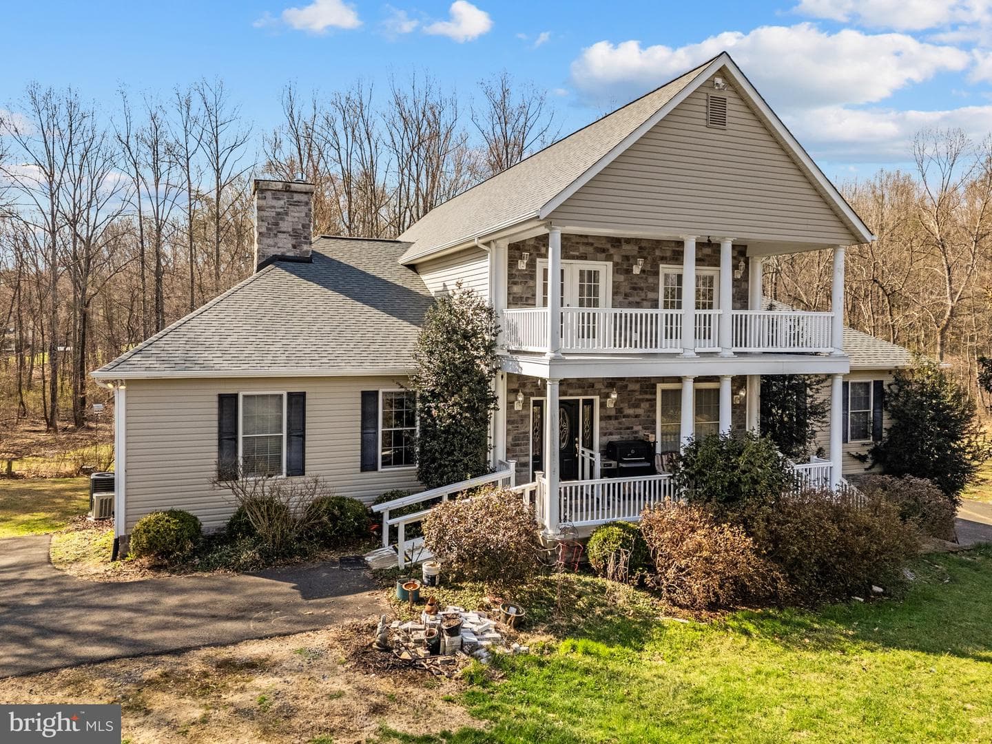 10409 Lee'S Mill Rd photo 5