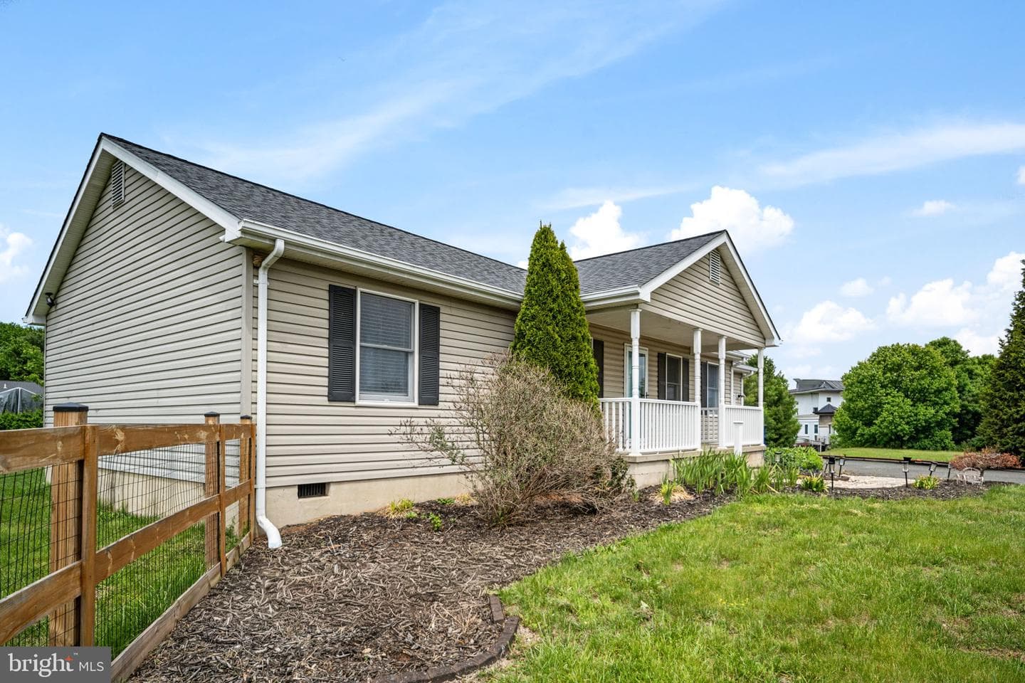 11211 Wolfe Court photo 4