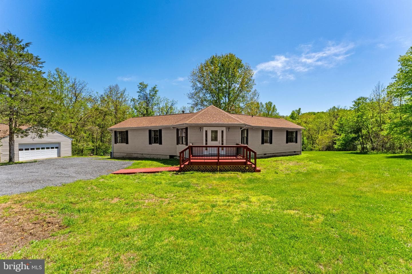 8265 Opal Road, Warrenton