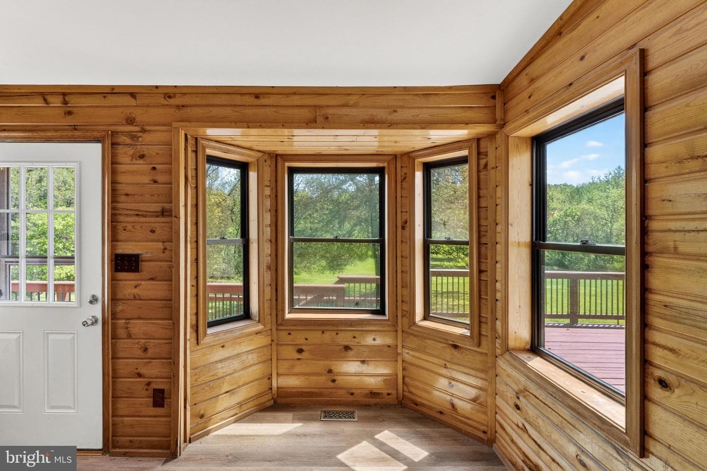 8265 Opal Road photo 22