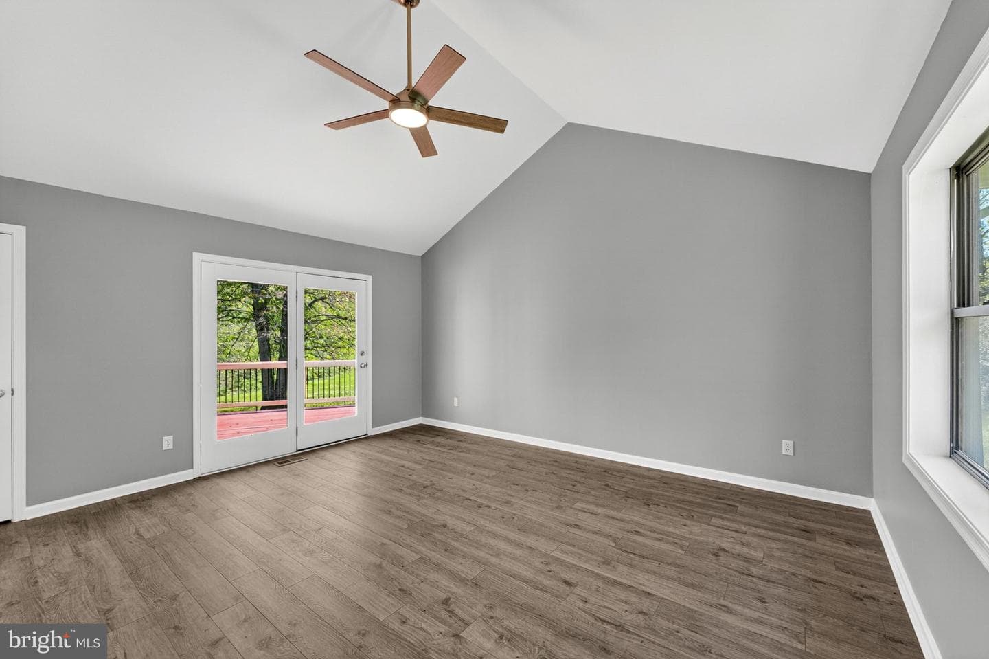 8265 Opal Road photo 32