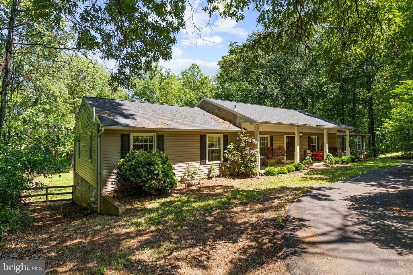 7281 Forrest Road photo 4