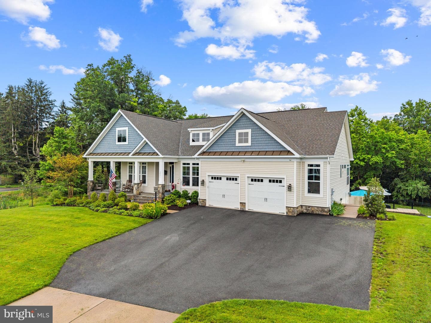 9801 Thoroughbred Road photo 10