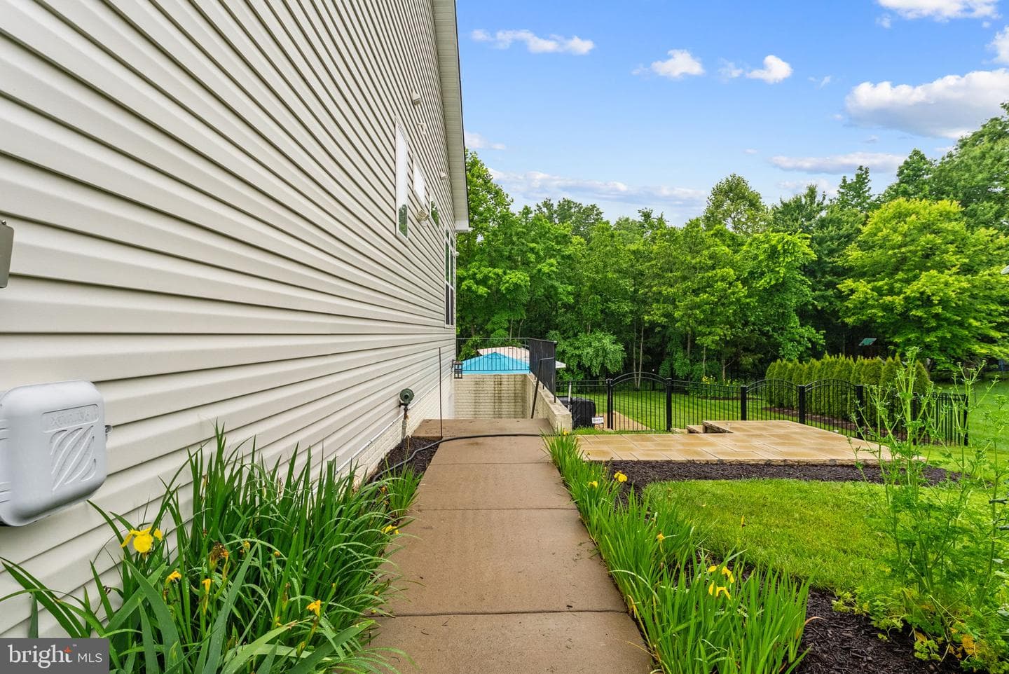 9801 Thoroughbred Road photo 90