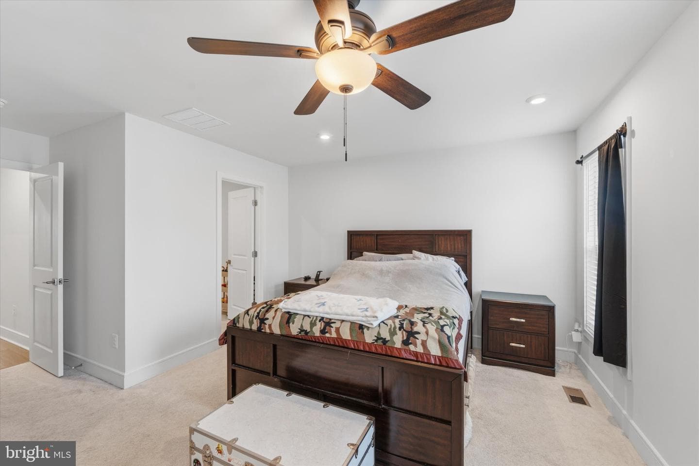 4256 Frost Street photo 20