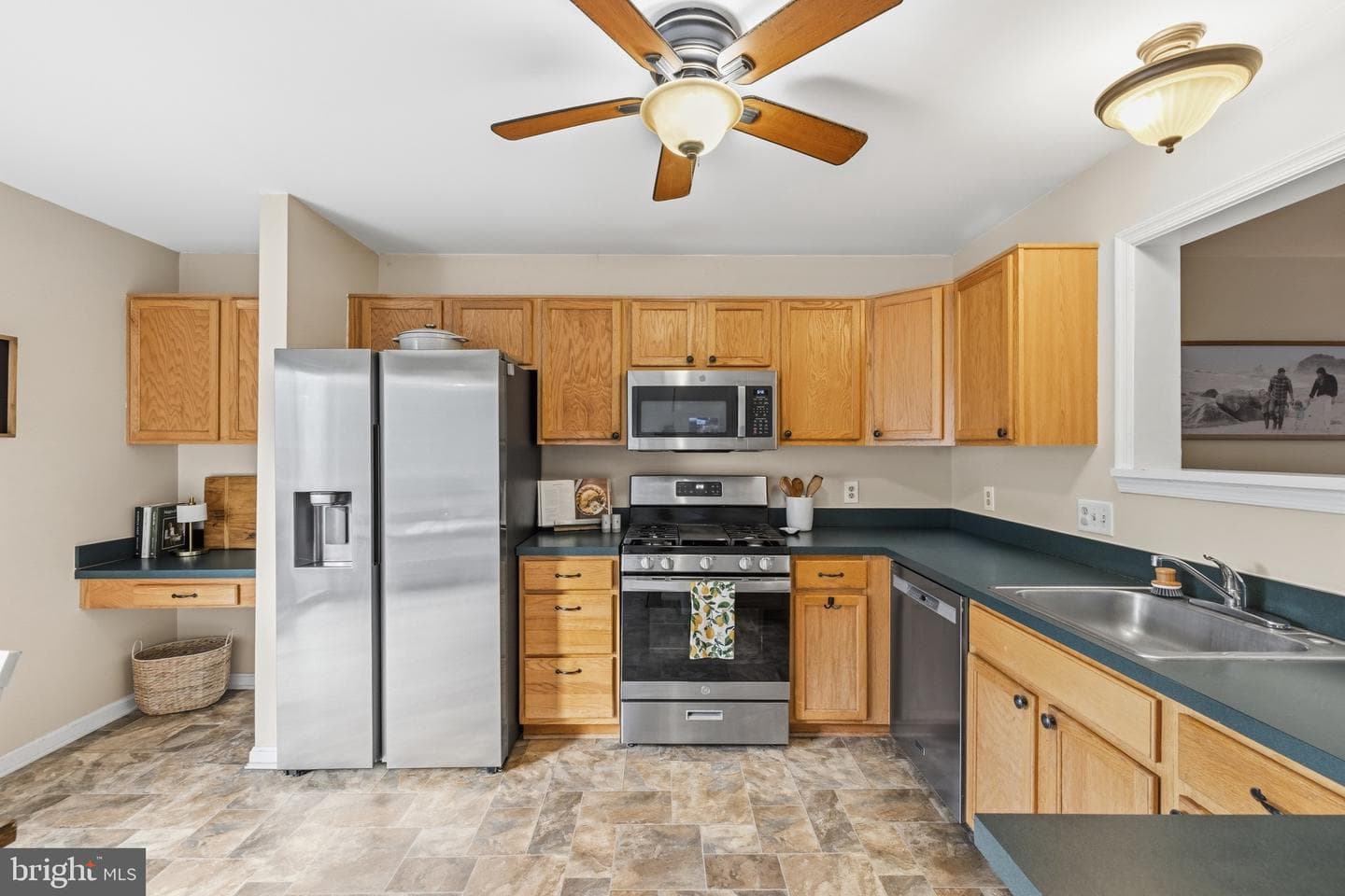 94 Dorset Lane photo 9