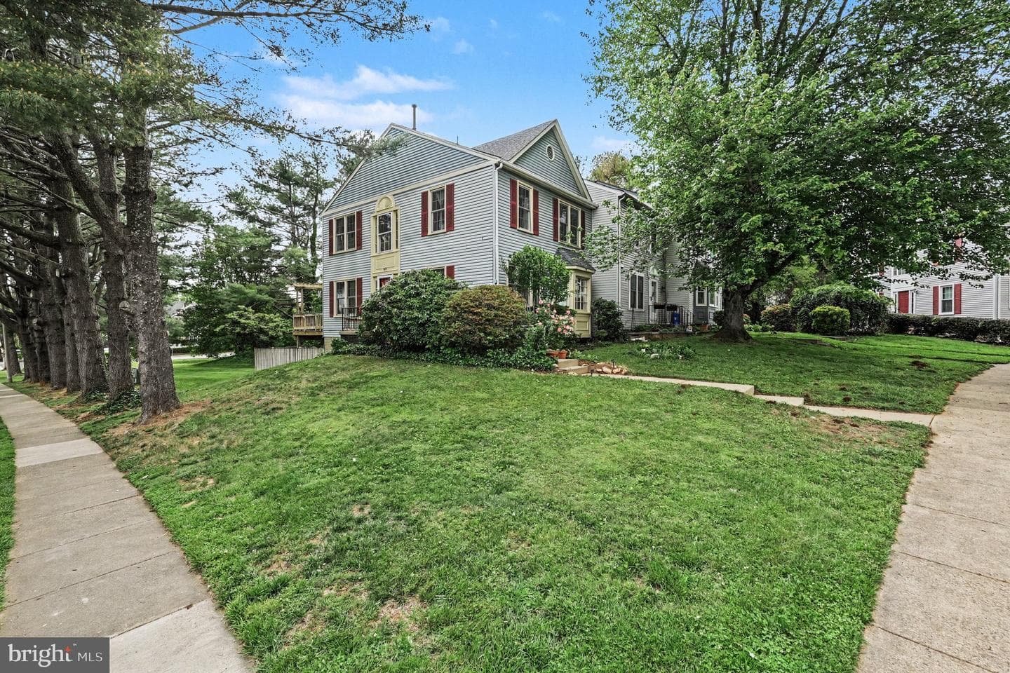 740 Cherry Tree Lane photo 1
