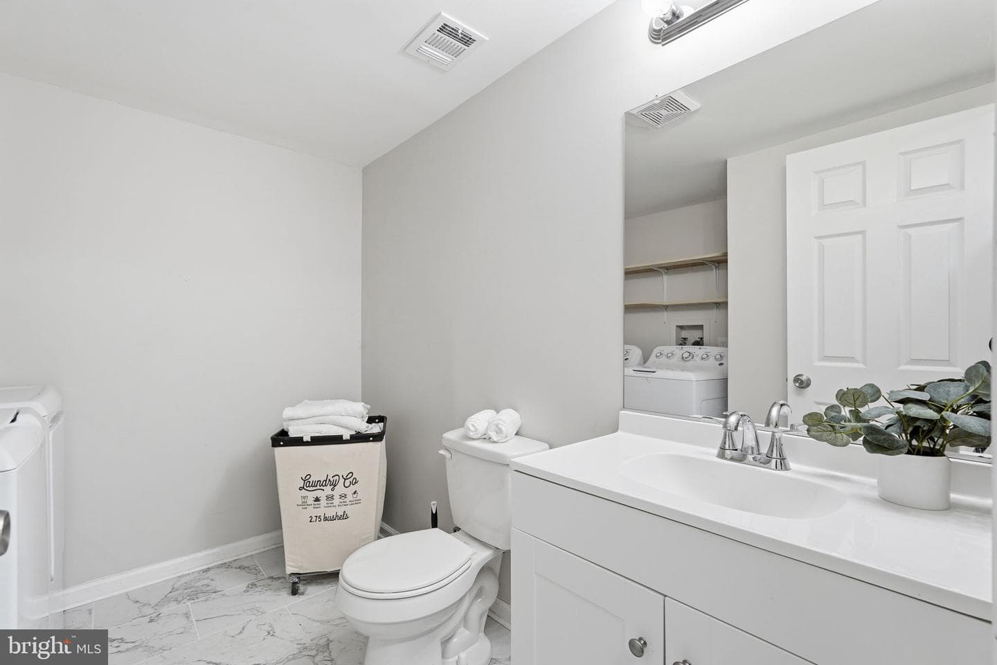 4517 Appledale Court photo 13