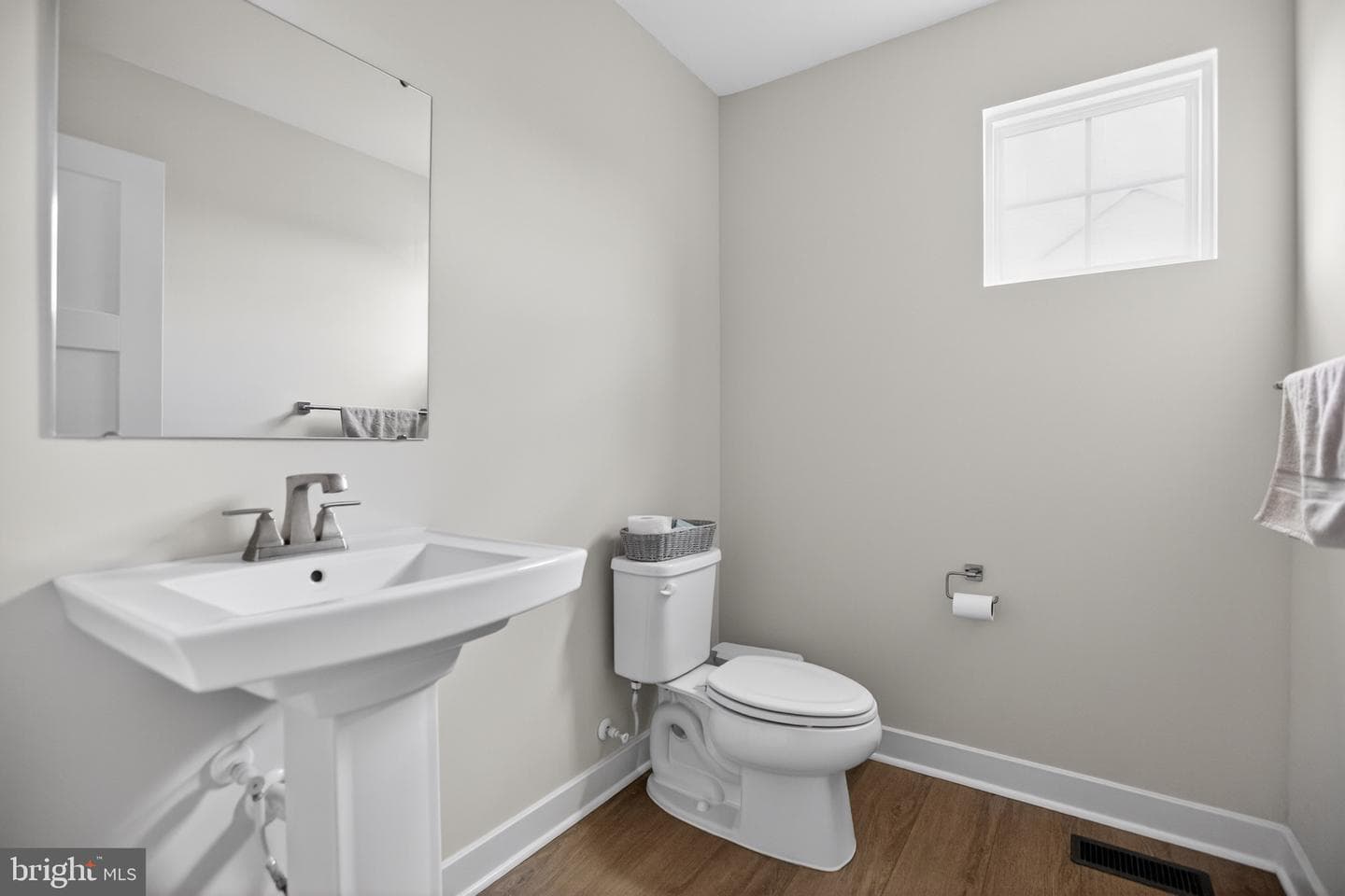 7979 International Drive photo 10