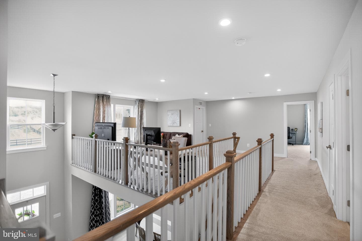 7979 International Drive photo 26