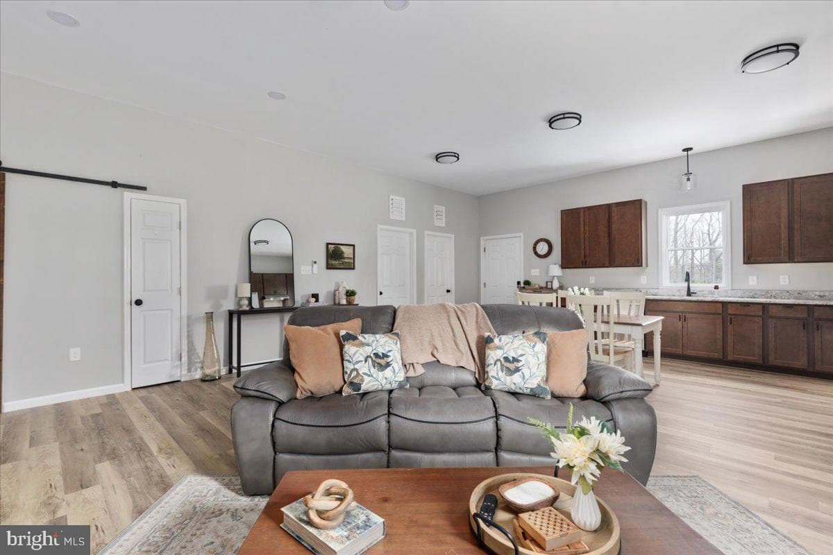 5331 Merry Oaks Road photo 18