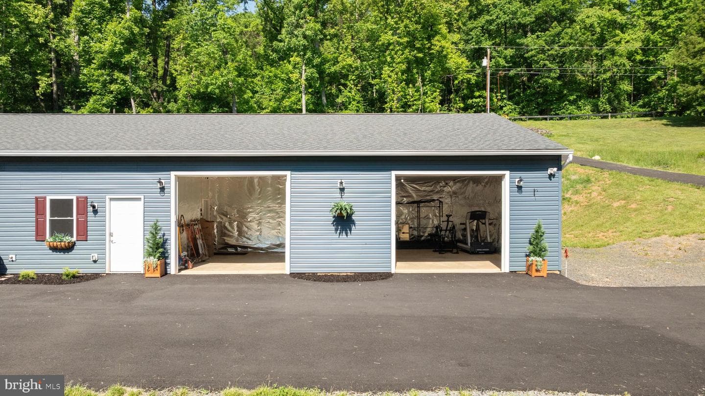 5331 Merry Oaks Road photo 9