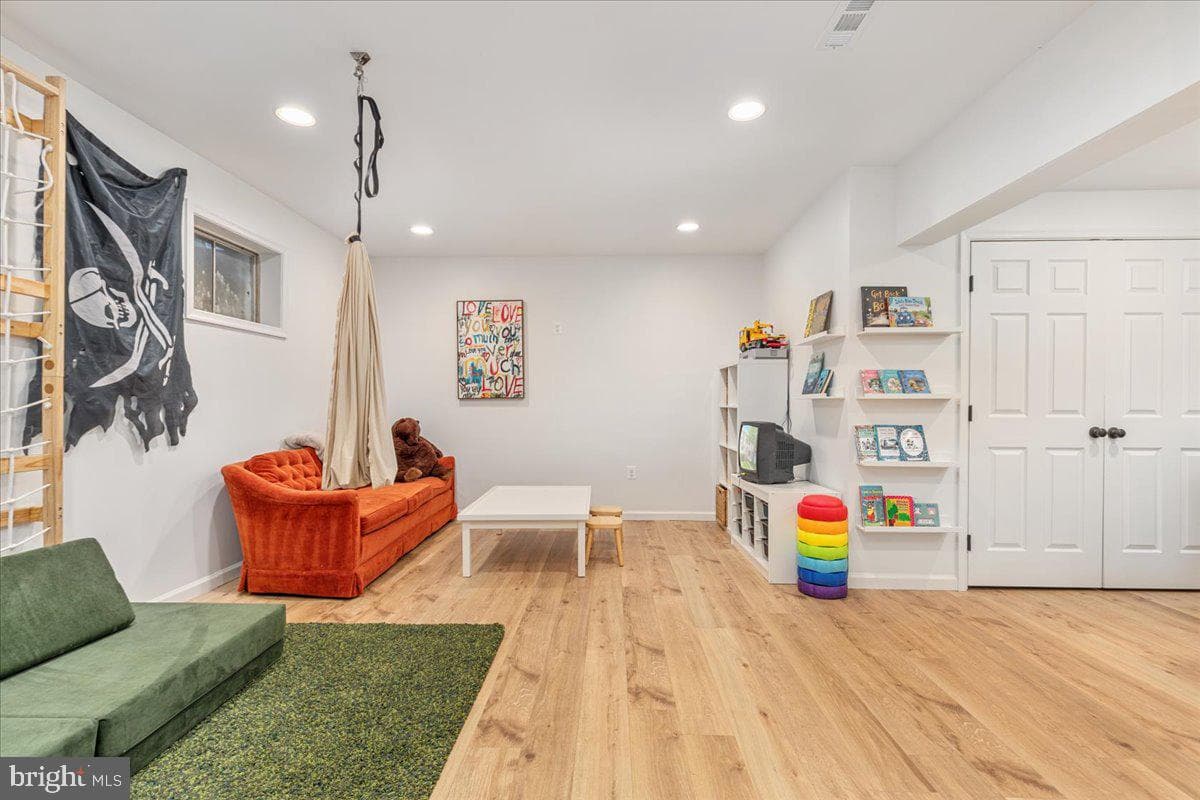 63 Pepper Tree Court photo 27