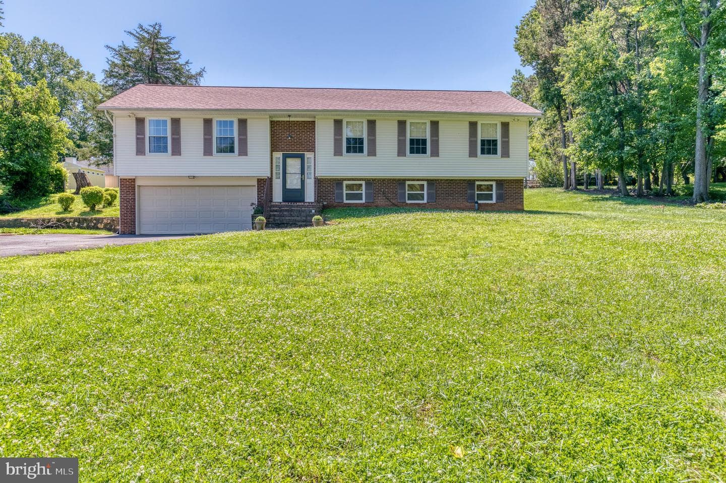 7077 Westmoreland Drive, Warrenton