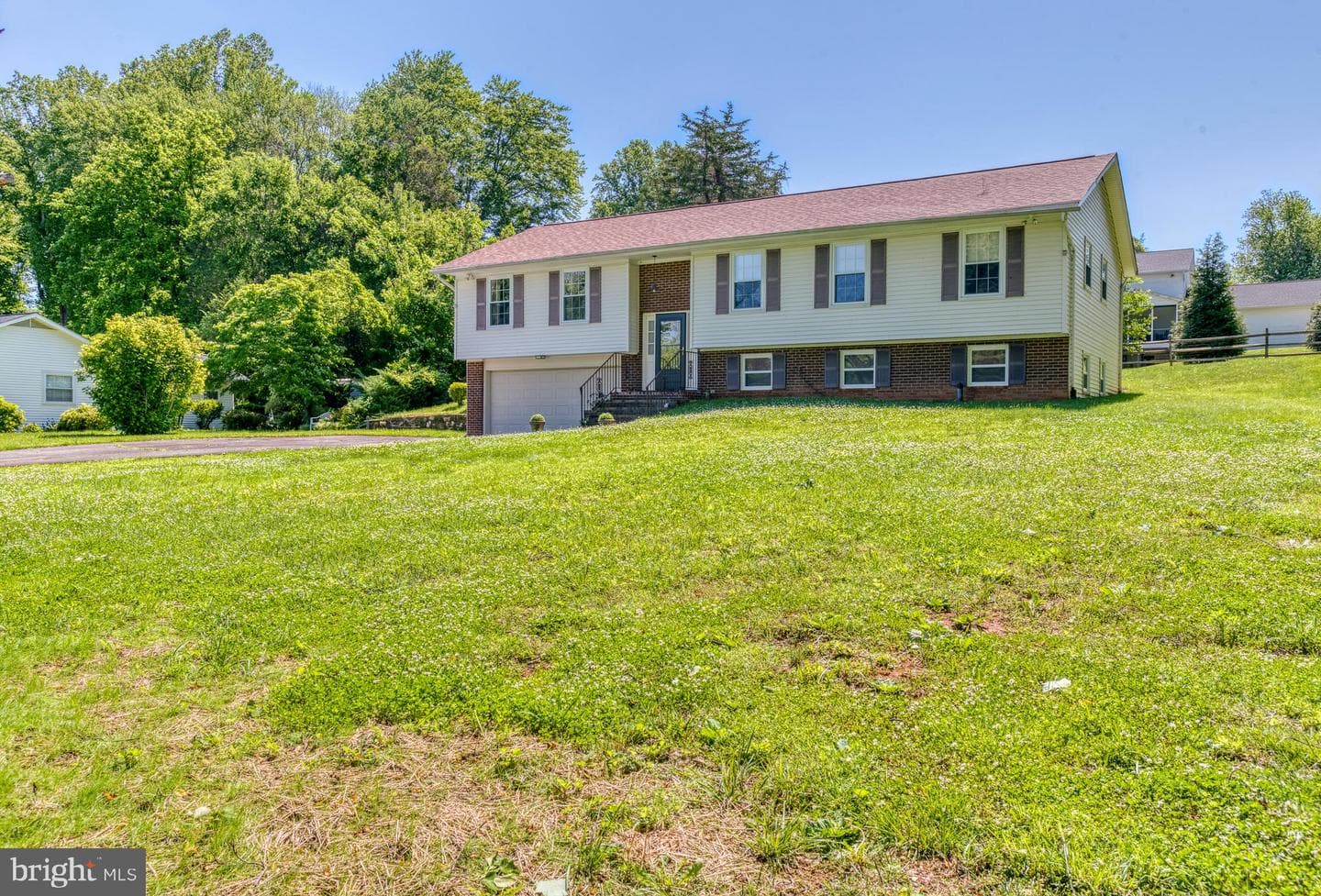 7077 Westmoreland Drive, Warrenton