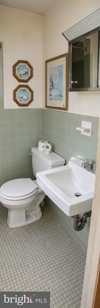 7087 Lakeview Drive photo 20