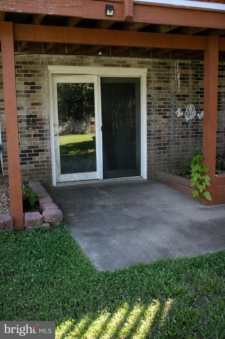 7087 Lakeview Drive photo 37