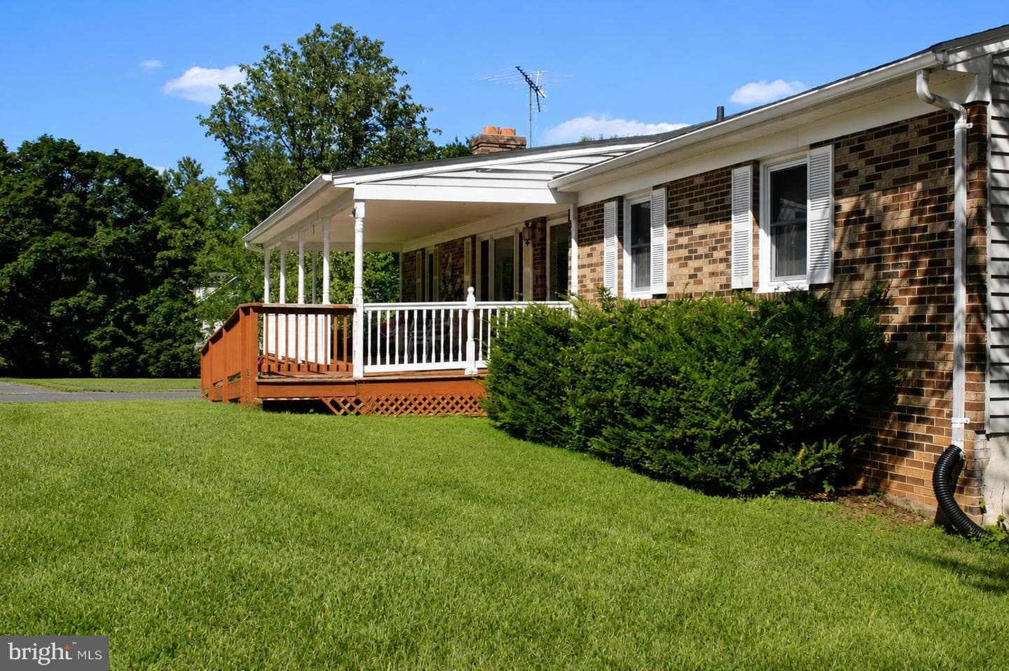 7087 Lakeview Drive photo 39