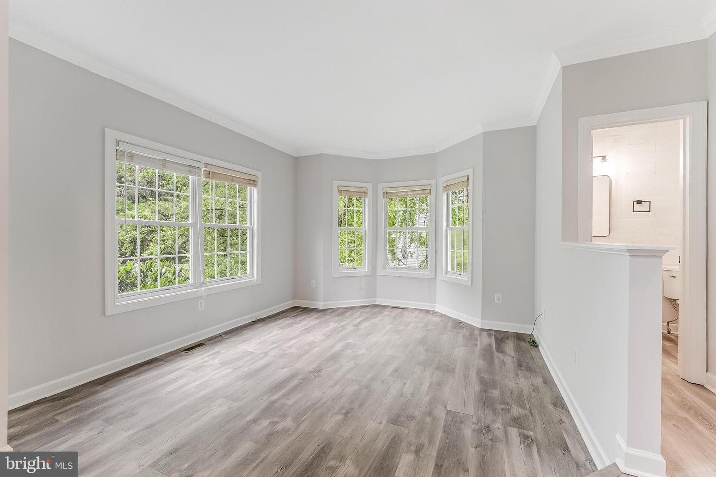 9085 Groundhog Ln photo 9